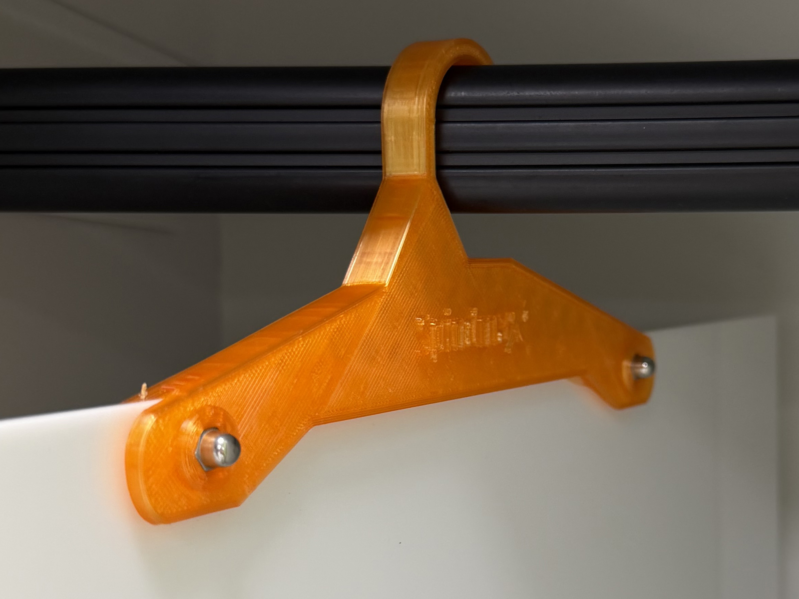 Trennwand mit offener Halterung 106,5cm hoch aus Acryl - Weiß